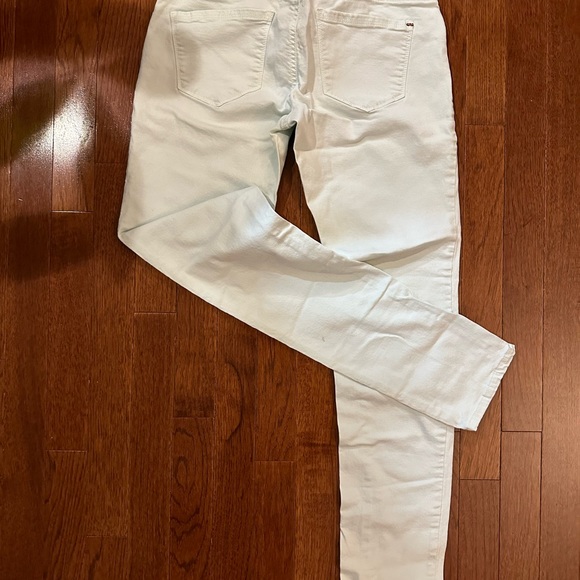 Garage Jeans - Picture 9 of 9